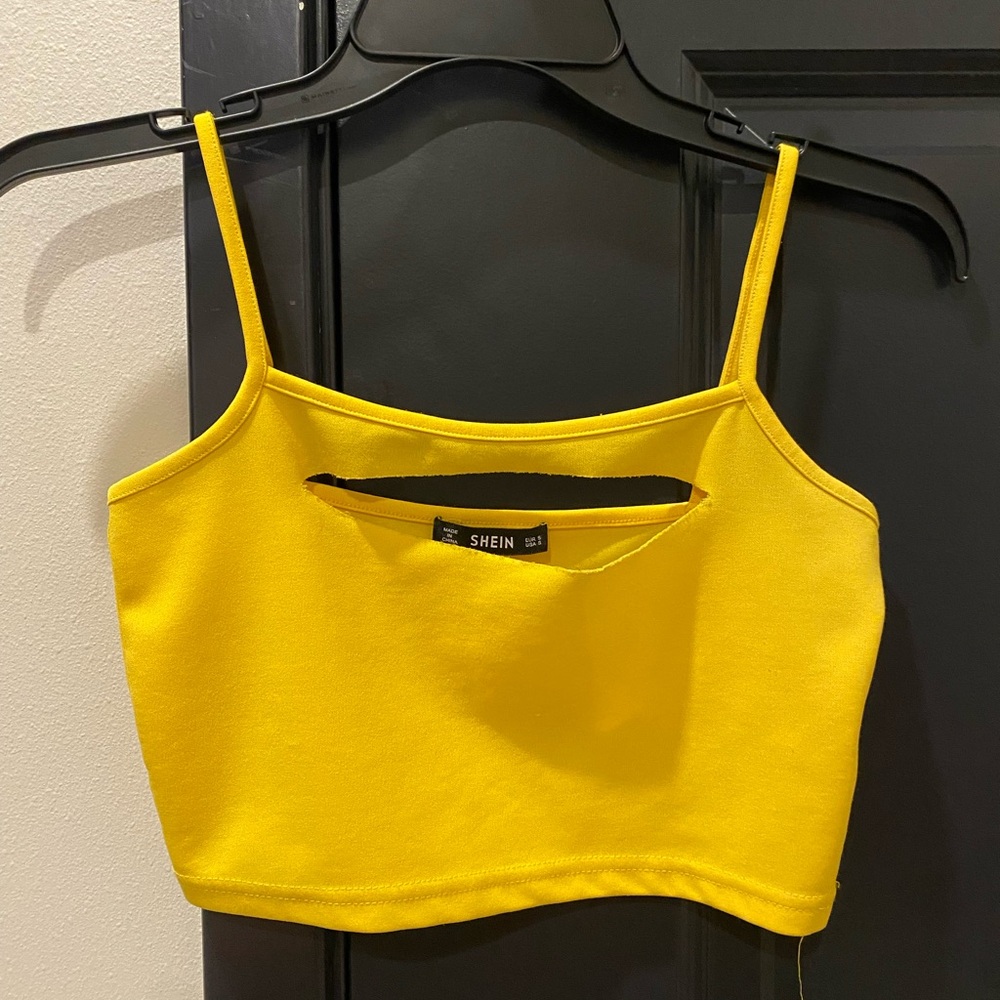 SHEIN Gold Sleeveless Cut Out Camisole